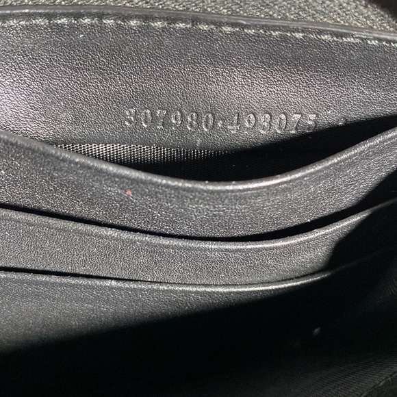 Authentic Gucci Guccissima Zippy Wallet - Picture 9 of 14